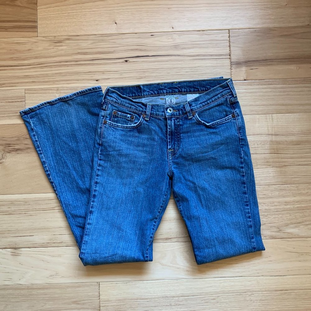 Vintage Lucky Brand Flare Jeans, Size 8/29